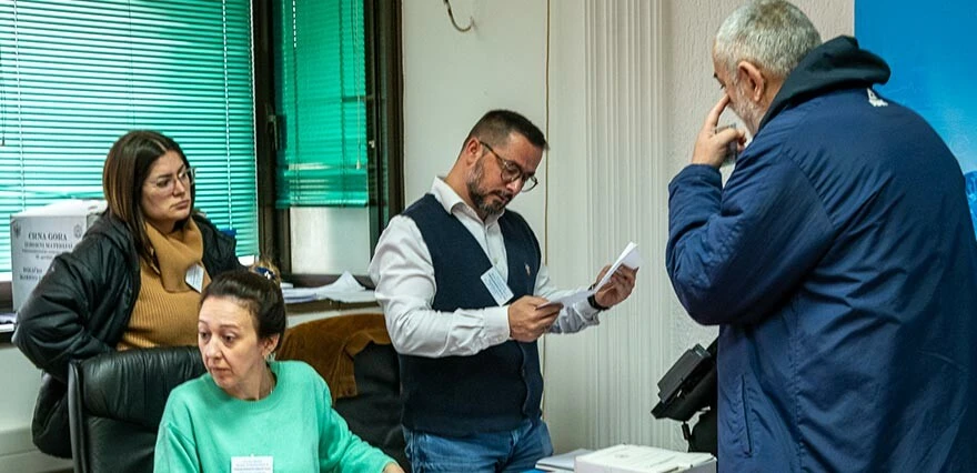 Karadağ'da seçimin ikinci turu! Halk 8. cumhurbaşkanını seçiyor