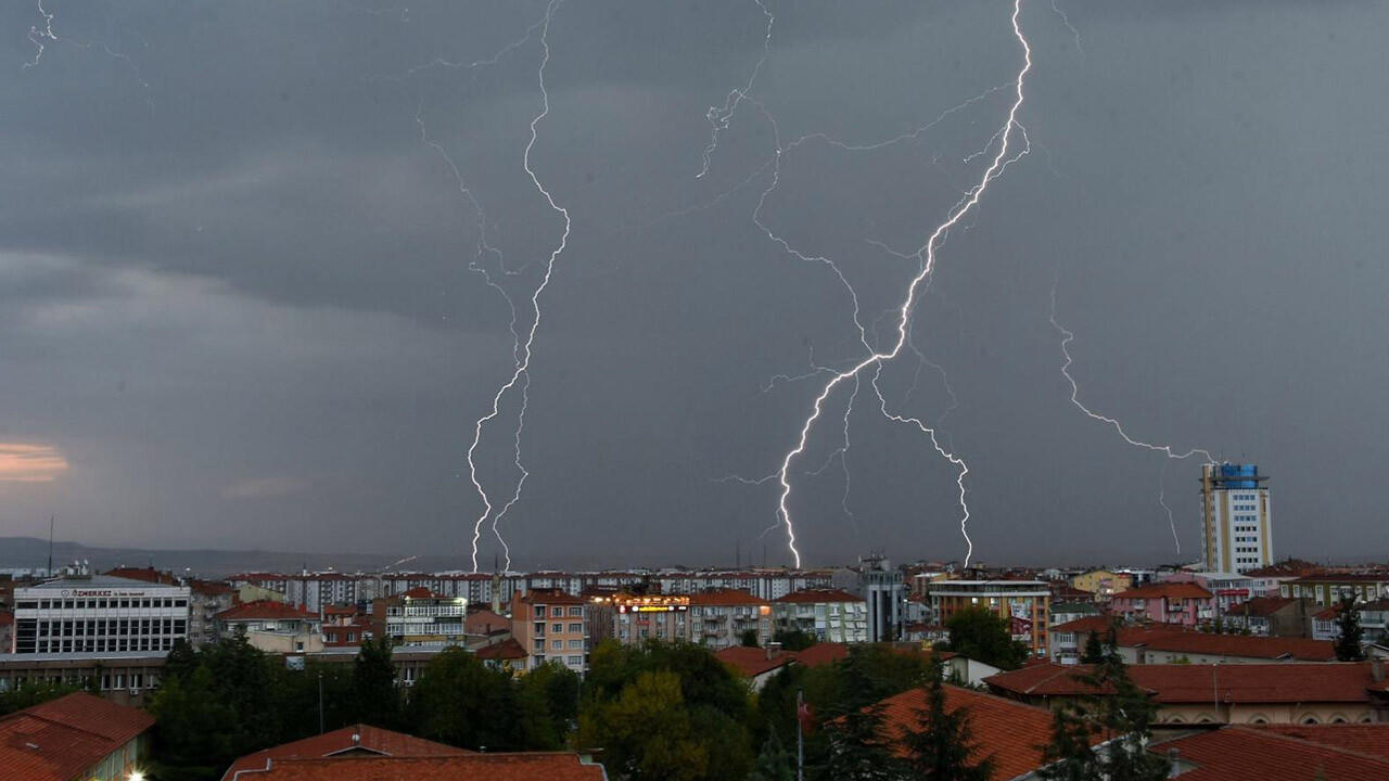 Son dakika: Adeta gök delinecek! Meteoroloji&#039;den kar ve gök gürültülü sağanak uyarısı