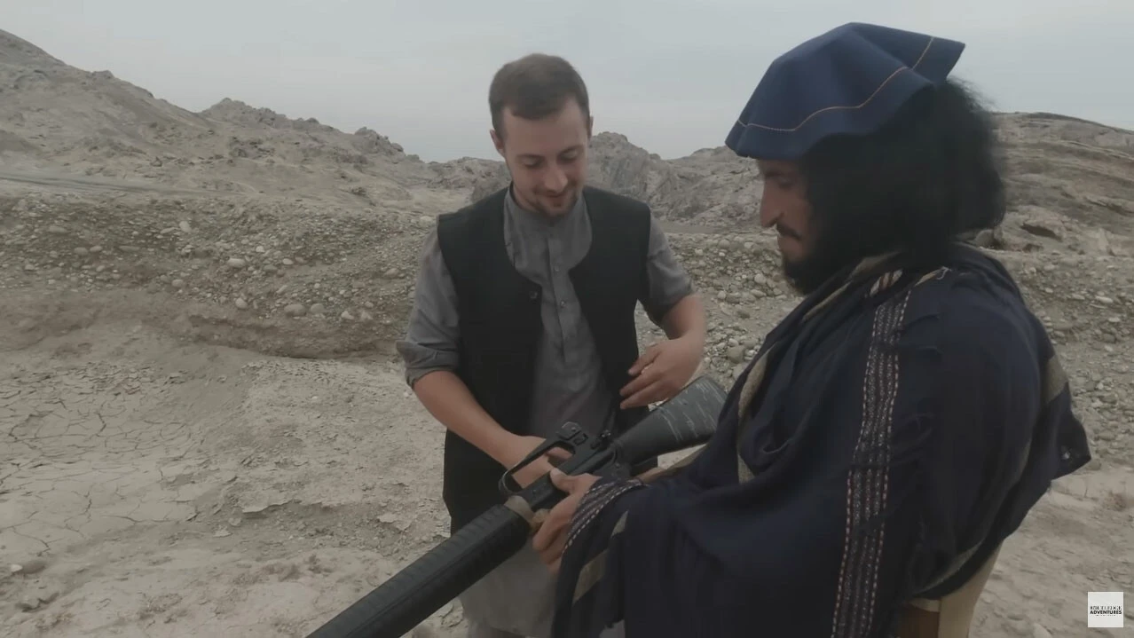 YouTube'da 'Tehlike turizmi' videolarıyla ünlendi! Taliban'ın eline düştü