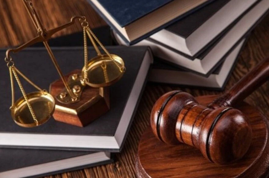 Avukatlar günü mesajları 5 nisan 2023 | Resimli, komik, yeni avukata tebrik mesajları - 1. Resim