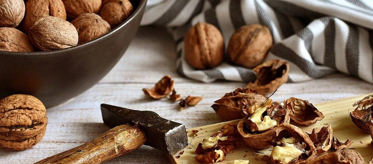 Çöpe attığınıza bin pişman olacaksınız! Bağırsak süzgeci bu kabuklar kabızlığı 1 gecede söküyor