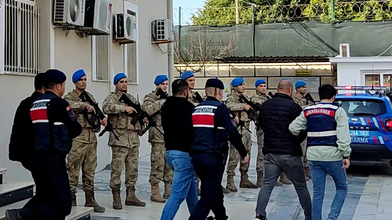 Jandarmadan kökünü kurutma operasyonu: 60 gözaltı