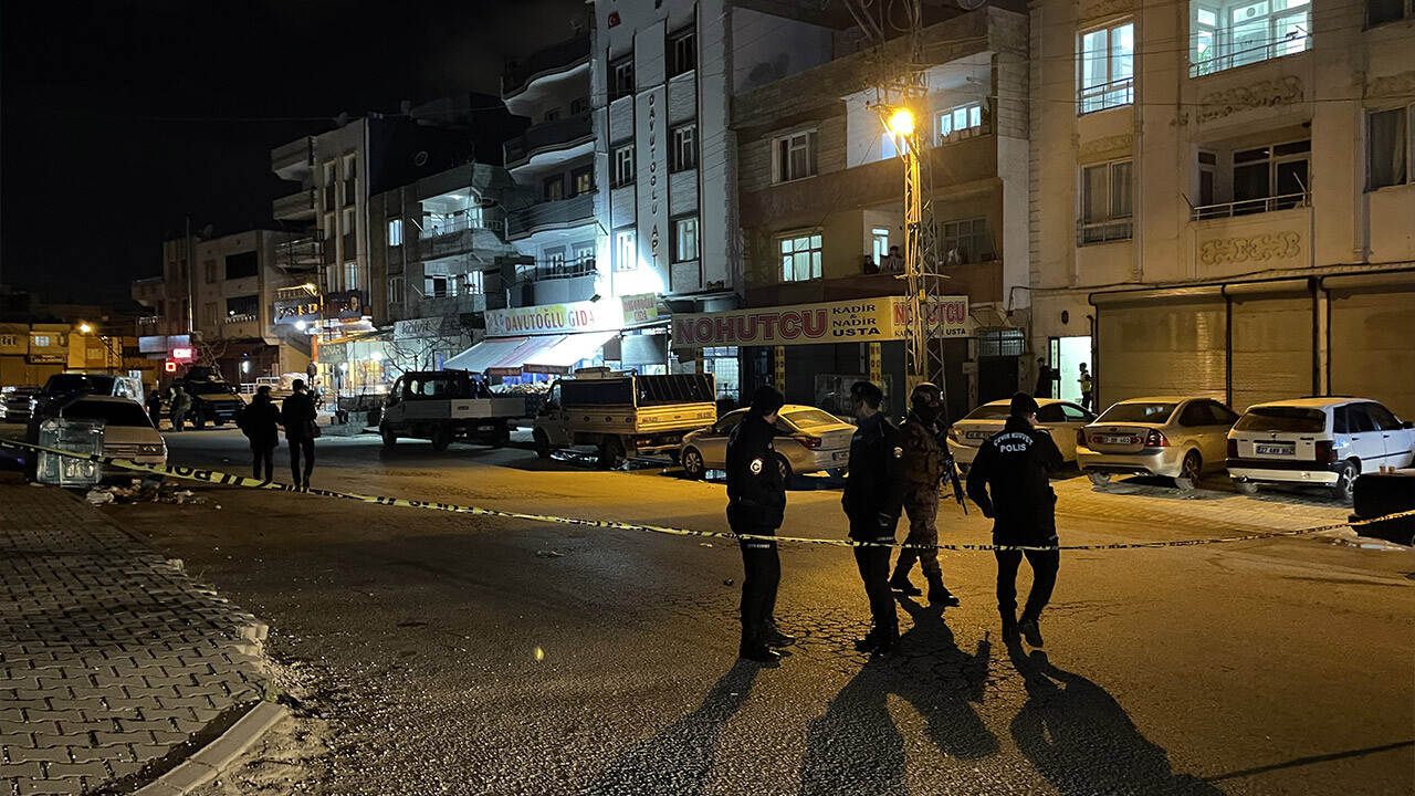 Gaziantep&#039;te &#039;çöp atma&#039; kavgası: 2 kişi hayatını kaybetti