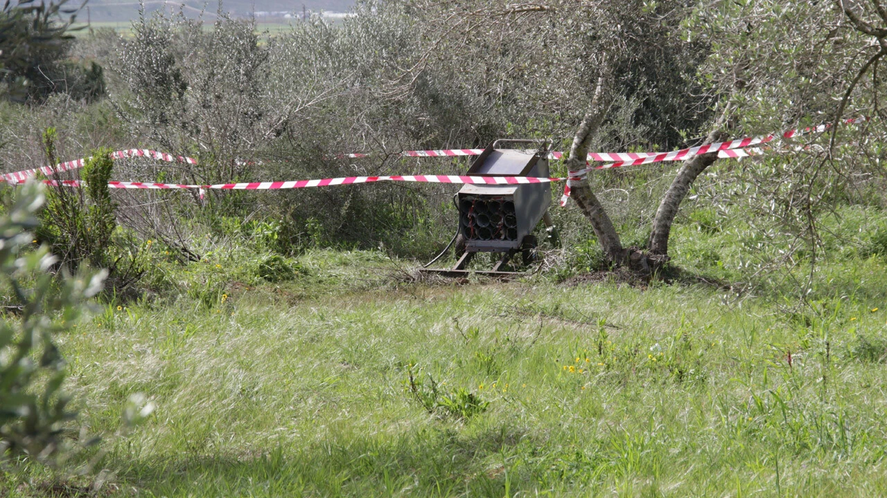 Lübnan İsrail'e fırlatılan roketlerin platformunu buldu! Roketler ele geçirildi