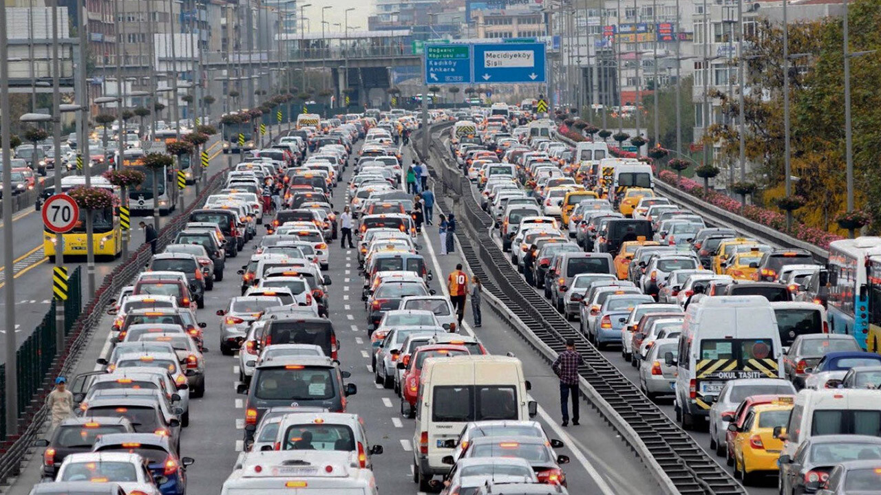 Trafik sigortasında yeni dönem! SEDDK Başkanı açıkladı: Operasyon merkezleri kurulacak