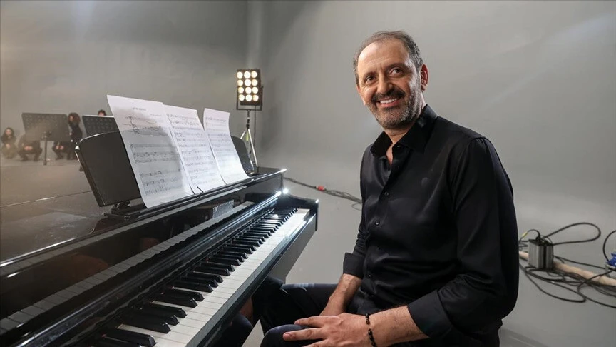 Ayasofya şarkısıyla gündem olmuştu: AK Parti'den aday olan Yücel Arzen kimdir? Ayasofya şarkısıyla gündem olmuştu: AK Parti'den aday olan Yücel Arzen kimdir?