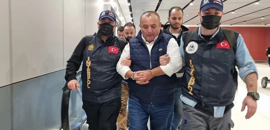 Tosuncuk'un sağ kolu Osman Naim Kaya tutuklandı
