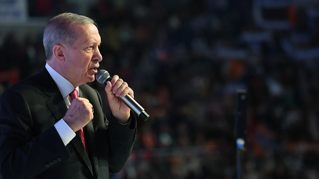 AK Parti için tarihi gün! Erdoğan, seçim beyannamesini açıkladı, müjdeleri peş peşe verdi AK Parti için tarihi gün! Erdoğan, seçim beyannamesini açıkladı, müjdeleri peş peşe verdi