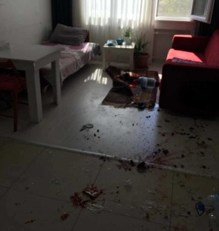 İstanbul'da ev sahibi terörü! Kirayı 3 katına çıkarmak istedi, kabul etmeyince evi basıp saldırdı