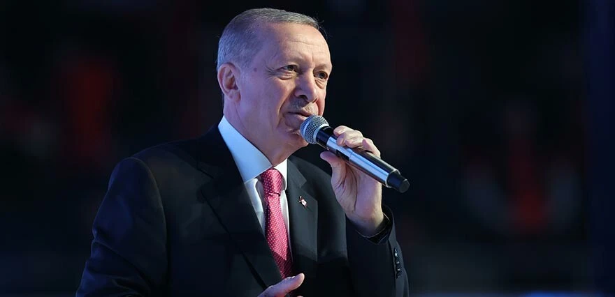 Son dakika! Erdoğan'dan gençlere müjde: ÖTV’siz cep telefonu ve bilgisayar geliyor…