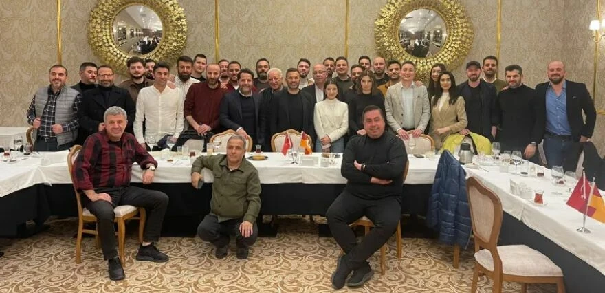 Galatasaray'da Okan Buruk ve Erden Timur'dan bomba açıklamalar: Fenerbahçe mertliğe alışkın değil!
