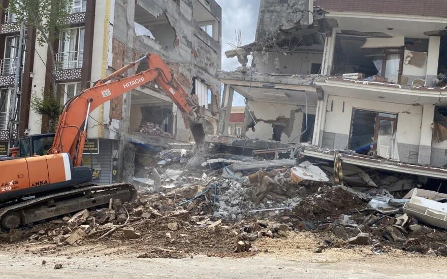 Depremin vurduğu Adıyaman bayrama kadar tüm enkazlar kaldırılacak