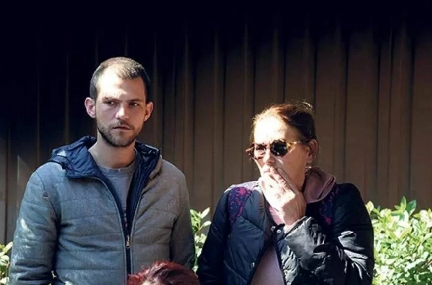 Aile dizisinin Hülya'sı Nur Sürer'in eski eşi Yeşilcam'ın yıldızı çıktı! 13 yıl evli kalmışlar!