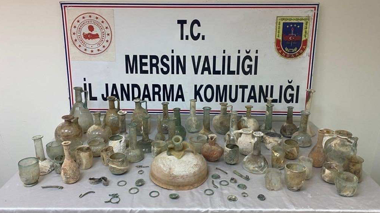 Müşteri ararken polise yakalandılar! Roma dönemine ait 120 tarihi eser ele geçirildi