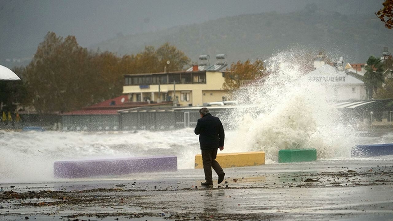 Meteoroloji uyardı: Kuzey Ege&#039;de fırtına bekleniyor