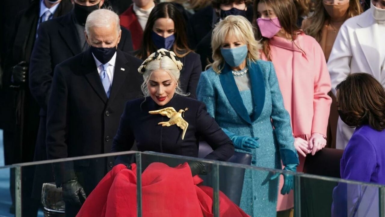 ABD Başkanı Biden&#039;in yeni danışmanları Lady Gaga ve George Clooney oldu!