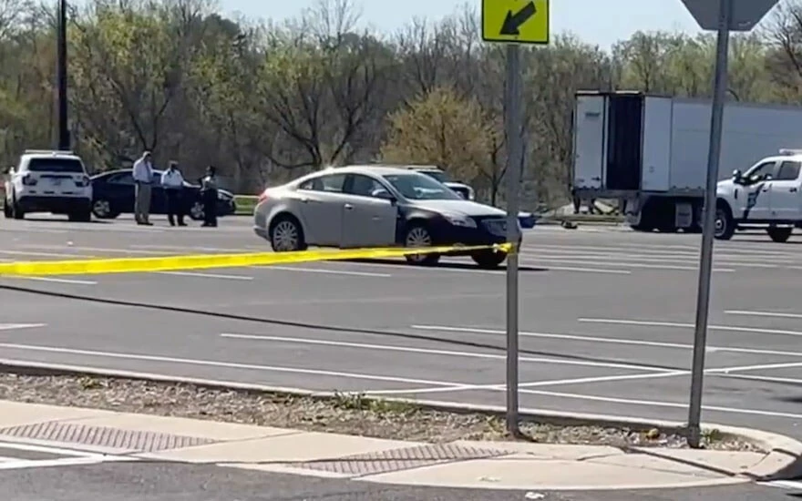Hırsızların hüsranı: Soydukları bankaya ait tırdan kovalar dolusu madeni para çıktı!