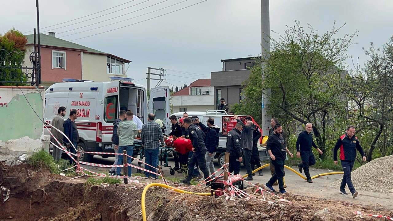 İnşaat alanında göçük: 1 işçi toprak altında kaldı