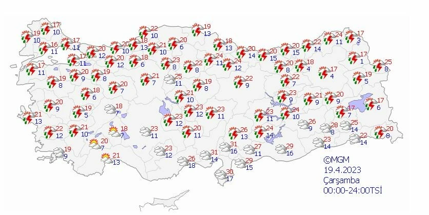 Kara bulutlar gökyüzünü kaplıyor, sağanak ve fırtına çok kuvvetli geliyor! Meteoroloji peş peşe uyarılarını sıraladı