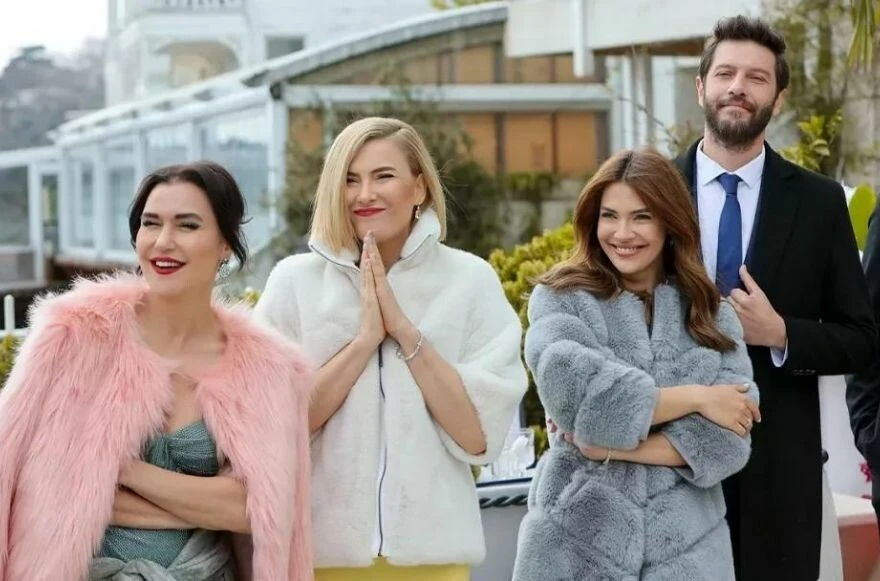 Kanal diziyle ilgili kararını verdi! Final tarihi değişebilir! Yasak Elma seçim arası mı verecek?