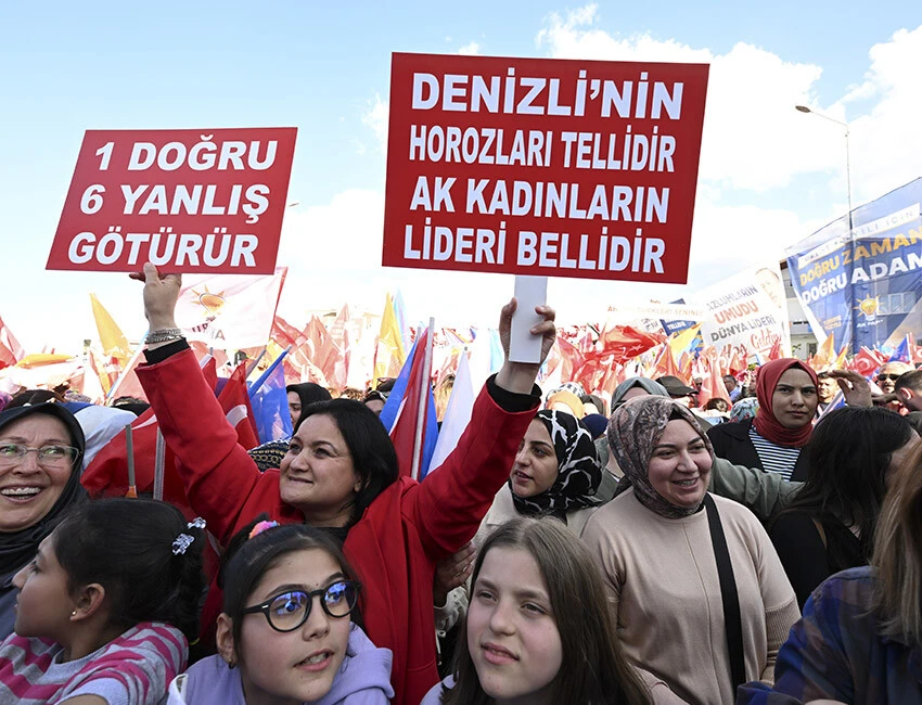 Cumhurbaşkanı Erdoğan muhalefete tepki: Bunlar patates soğanla uğraşsın bizim davamız büyük Cumhurbaşkanı Erdoğan muhalefete tepki: Bunlar patates soğanla uğraşsın bizim davamız büyük