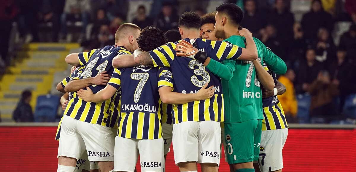 Kanarya son dakikada güldü! Maç sonucu: Medipol Başakşehir 1-2 Fenerbahçe