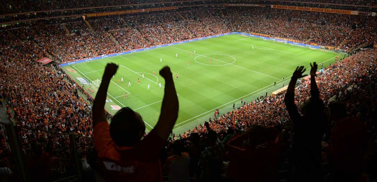 Galatasaray kombine satışında tarihi rekora koşuyor