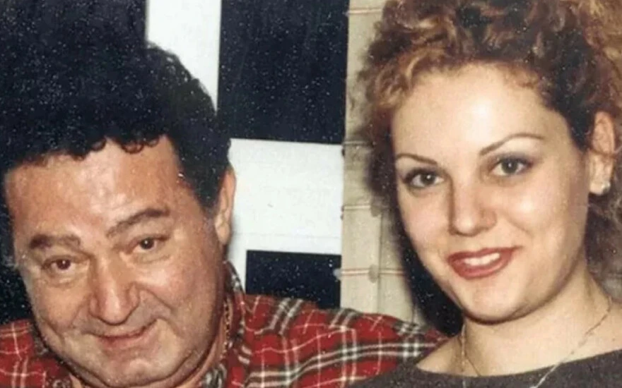 Kayahan'ın kızı Beste Açar uzaylılarla nasıl tanıştığını anlattı