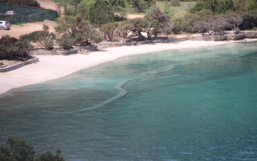 Muğla'da şaşkına çeviren manzara: Denize beton blok yerleştirdiler