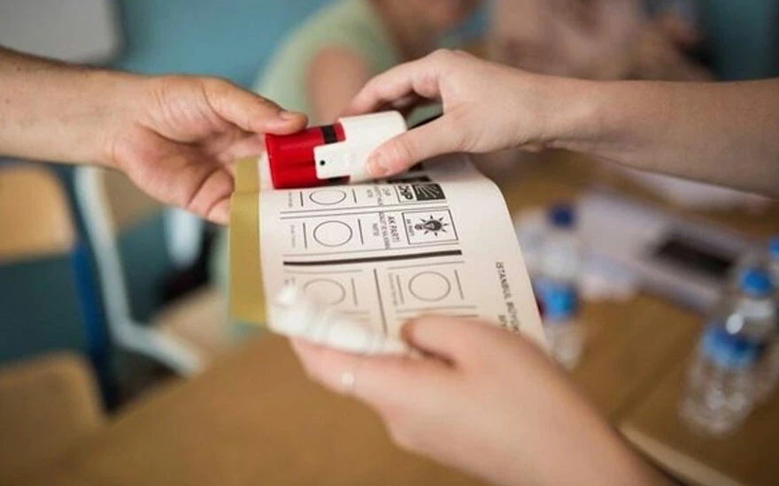 Son seçim anketi ne diyor? İlk turda durum kritik, ikinci tura kalırsa kazanan belli