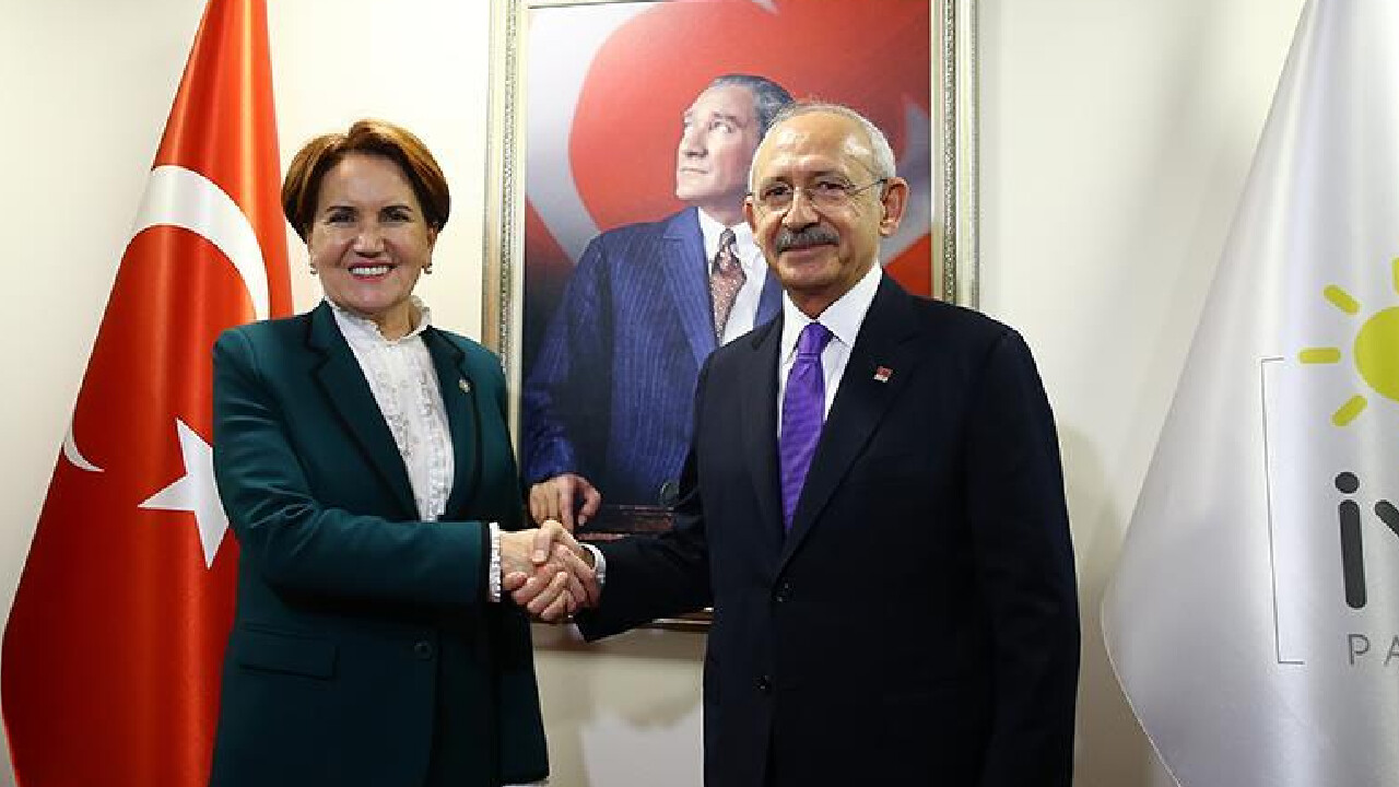 Akşener&#039;den Kılıçdaroğlu&#039;na seçim kampanyası bağışı