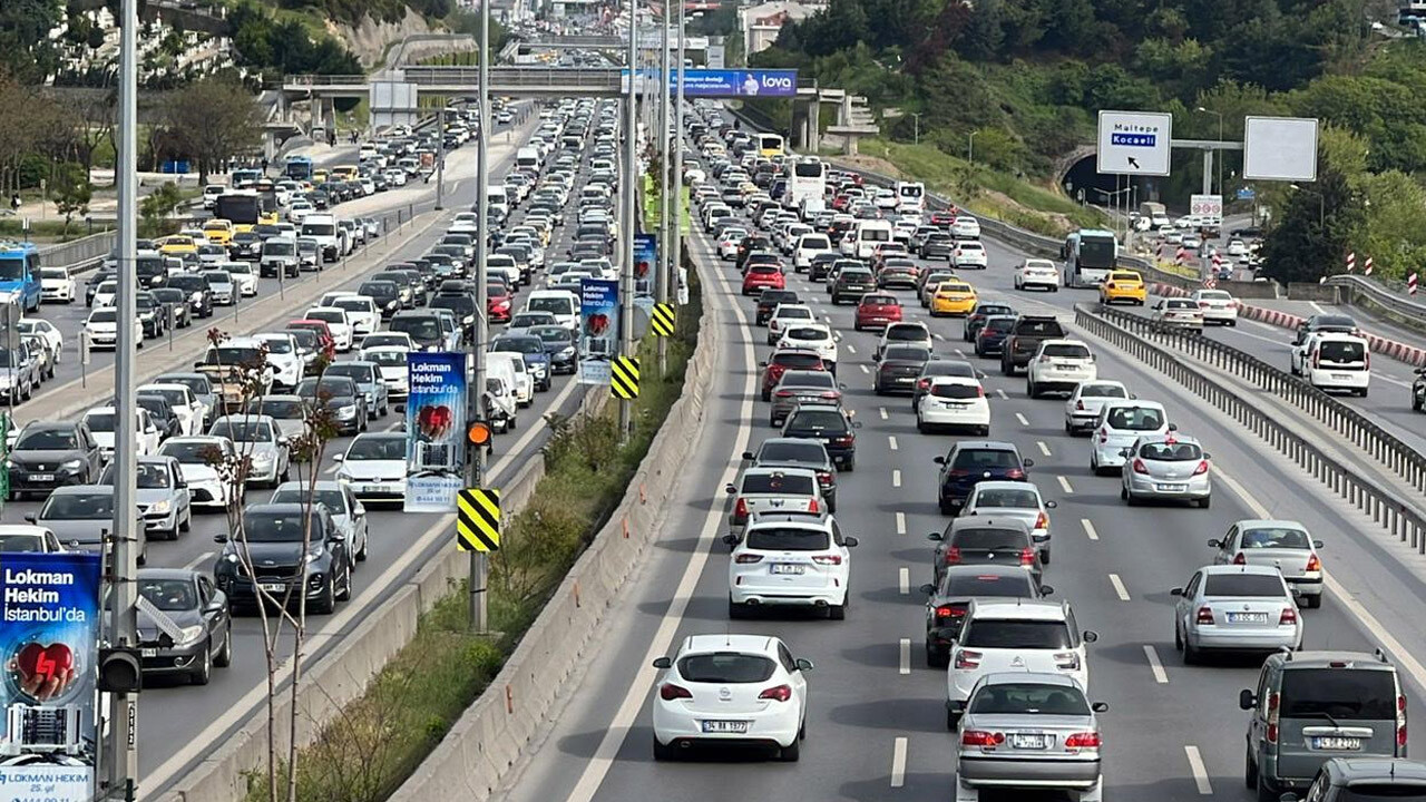 İstanbul&#039;da yarın bazı yollar trafiğe kapatılacak