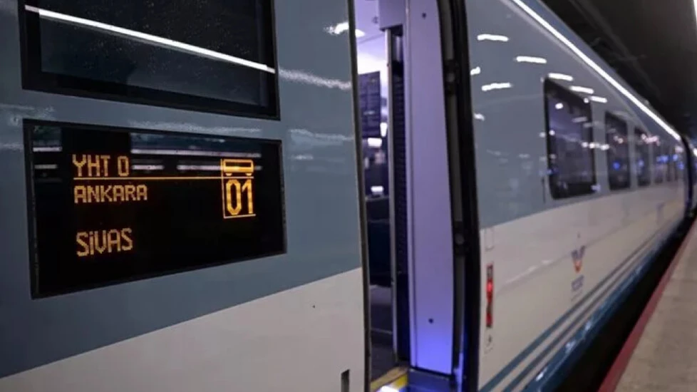 YHT 12 saatlik yol 2 saate inecek: Ankara - Sivas <a href=