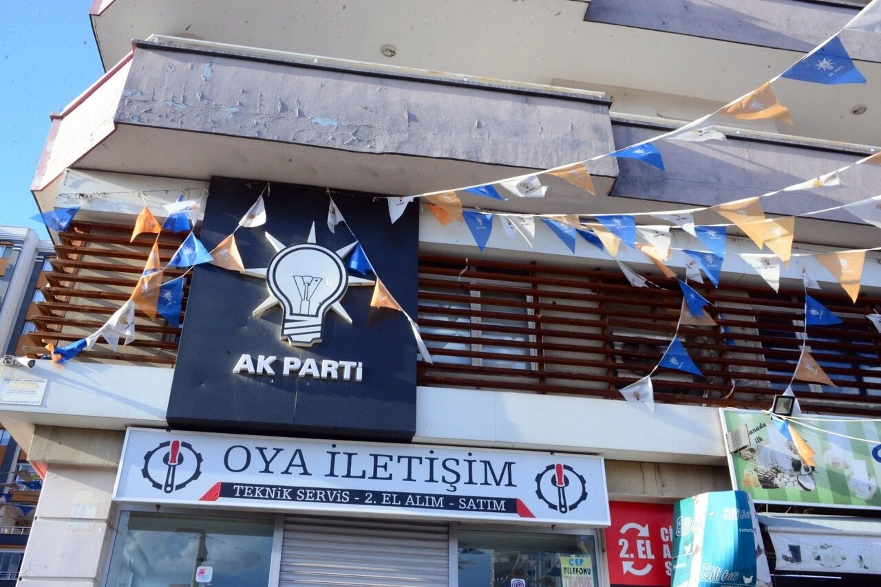 AK Parti binasına ateş açan saldırgan tutuklandı