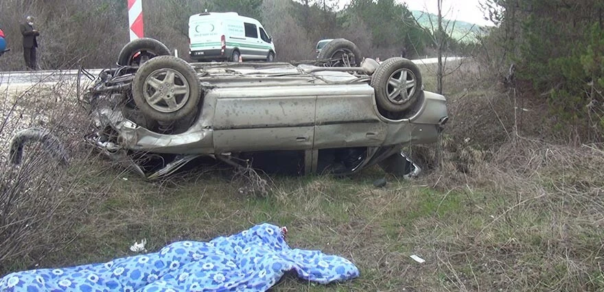 Bayram ziyaretine giderken kaza yaptılar: 1 ölü, 4 yaralı