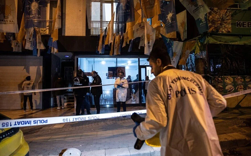 Bakan Soylu'dan AK Parti seçim bürosuna silahlı saldırı hakkında açıklama: Emniyet ve savcılık peşinde