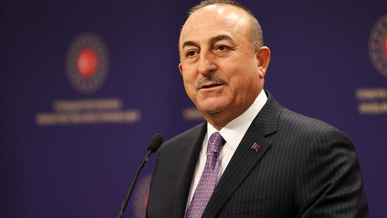 Bakan Çavuşoğlu&#039;ndan telefon diplomasisi