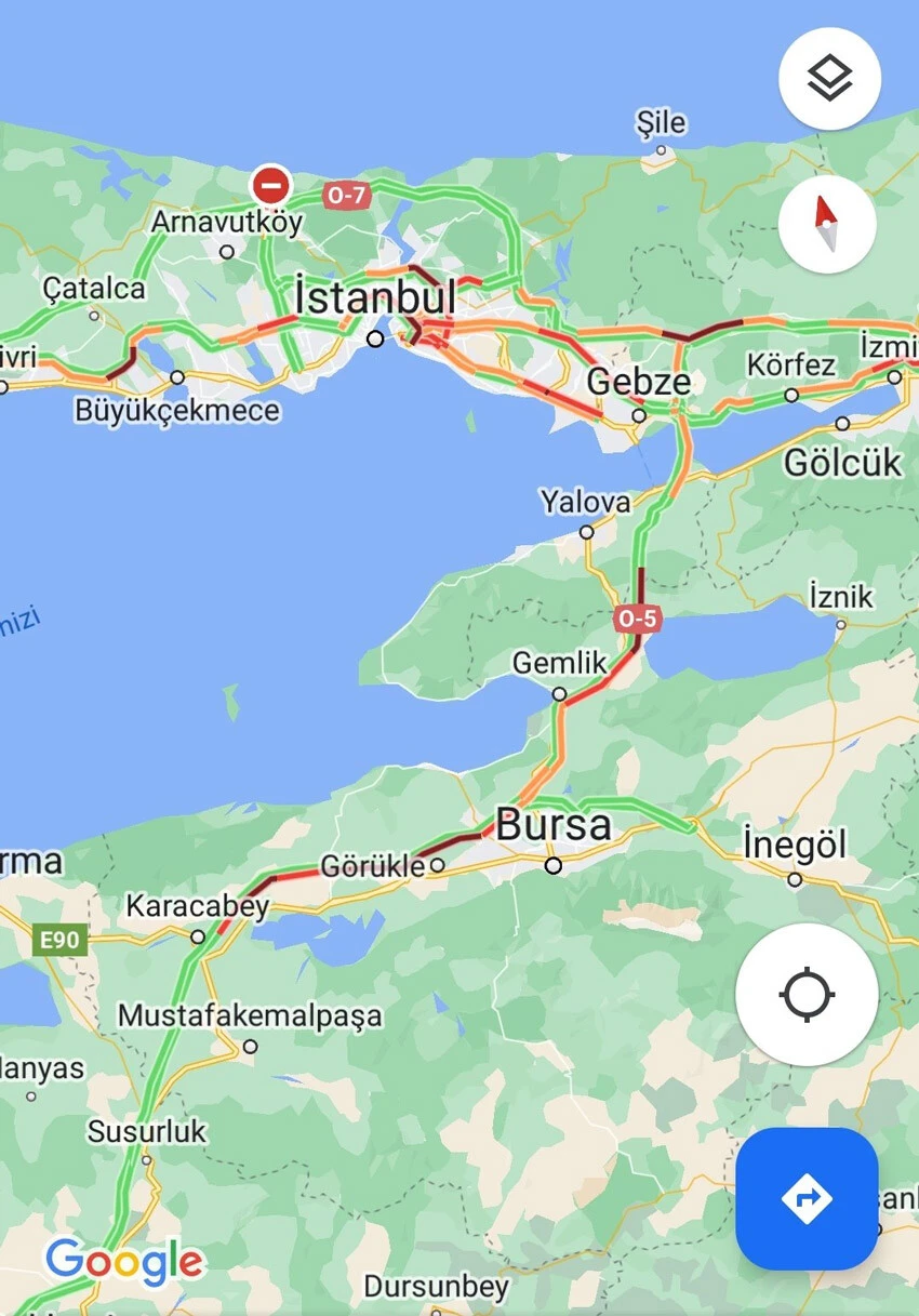 Bayram bitti, dönüş trafiği bitmedi
