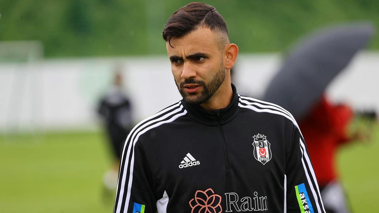 Beşiktaş&#039;ta derbi öncesi şok haber! Ghezzal...