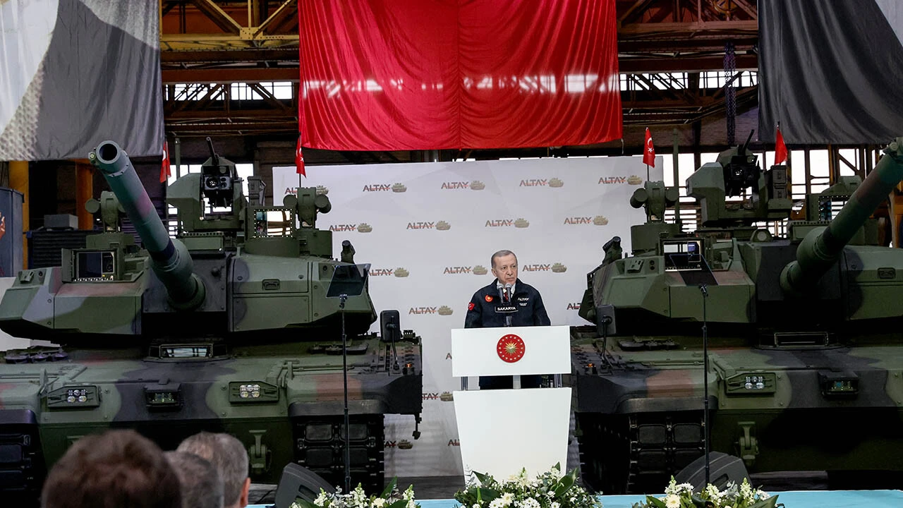 Cumhurbaşkanı Erdoğan Yeni Altay Tankı TSK'ya teslim edildi! <a href=