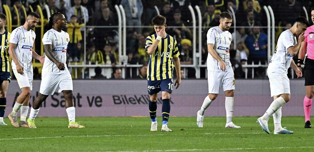 Kanarya fırsat tepti! Maç sonucu: Fenerbahçe 3-3 İstanbulspor