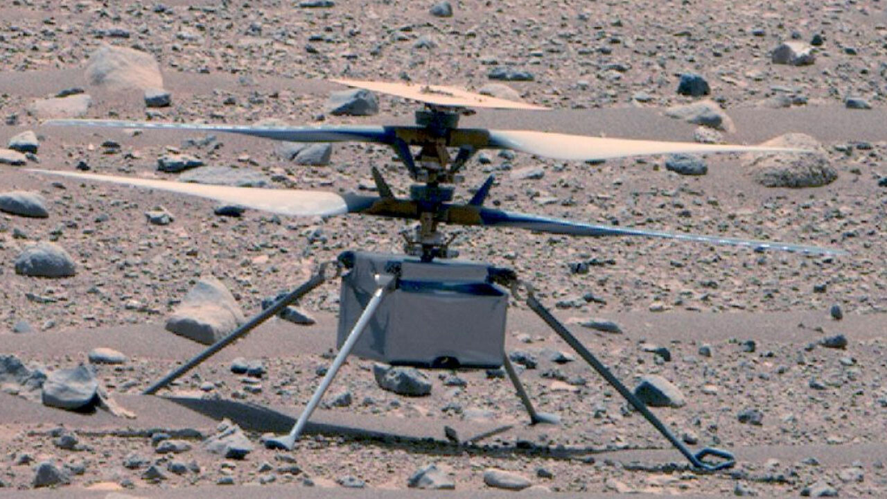 50 uçuş yaparak rekor kırdı: Mars helikopteri Ingenuity’nin en net fotoğrafı paylaşıldı, ilk kez bu kadar yakın!