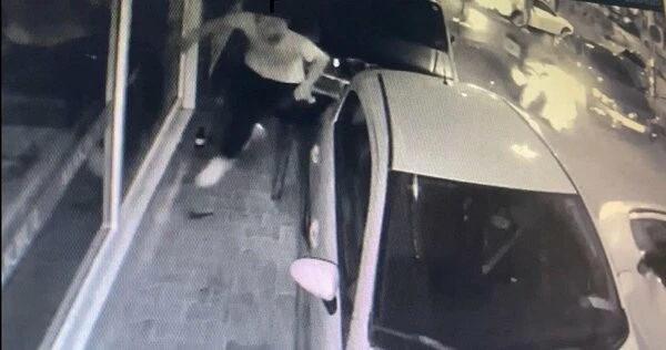 İstanbul'da silahlı kavgada kalbinden vurularak öldürüldü! Cinayetin nedeni ortaya çıktı