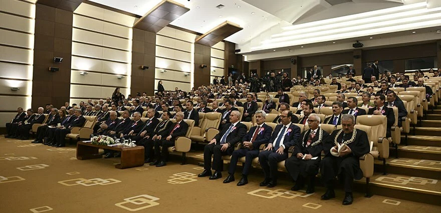 AYM töreninde gergin anlar! Erdoğan ve Kılıçdaroğlu birbirlerinin yüzüne bile bakmadı