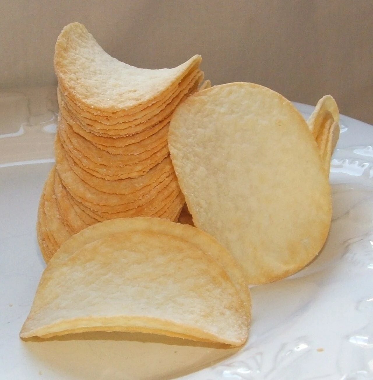 Üreticilerin sır gibi sakladığı lezzetin püf noktasını veriyoruz! 3 malzemeyle Pringles’in lezzet ikizi!