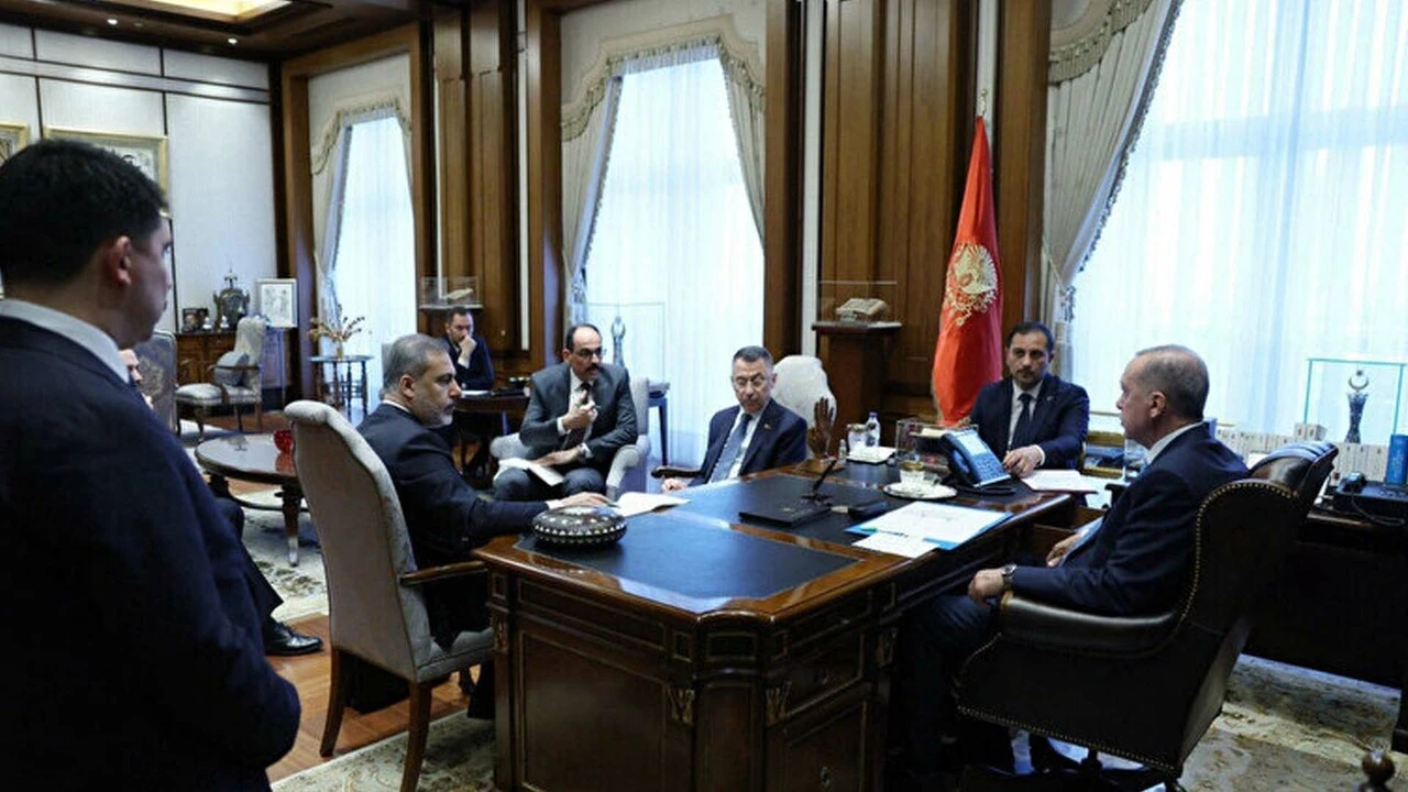 'Kalp krizi' iddialarına fotoğraflı cevap: Cumhurbaşkanı Erdoğan'ın fotoğrafı paylaşıldı