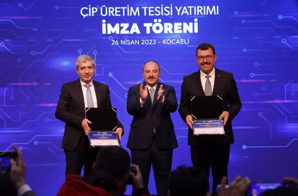 Bakan Varank duyurdu! Bir yıl içinde başlayacak: Türkiye 65 nanometre çip üretecek