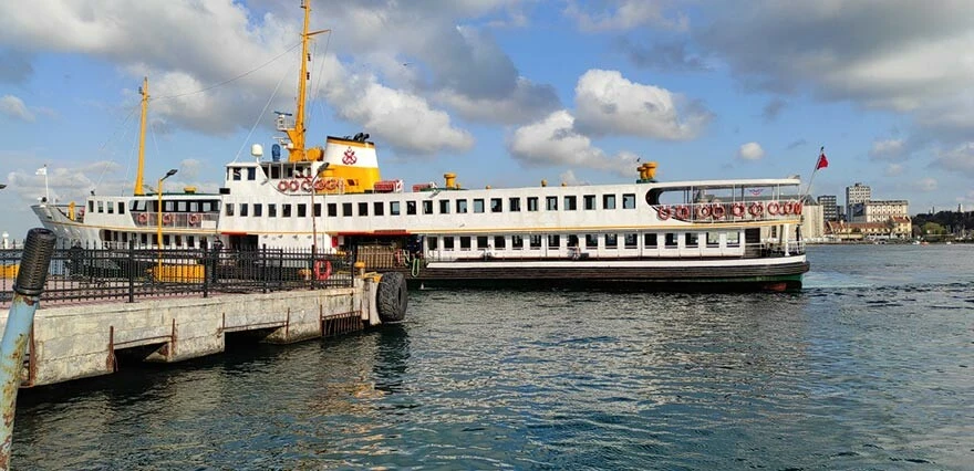 Boğaz'da eylem: Vapurlar bir dakika boyunca düdük çaldı!
