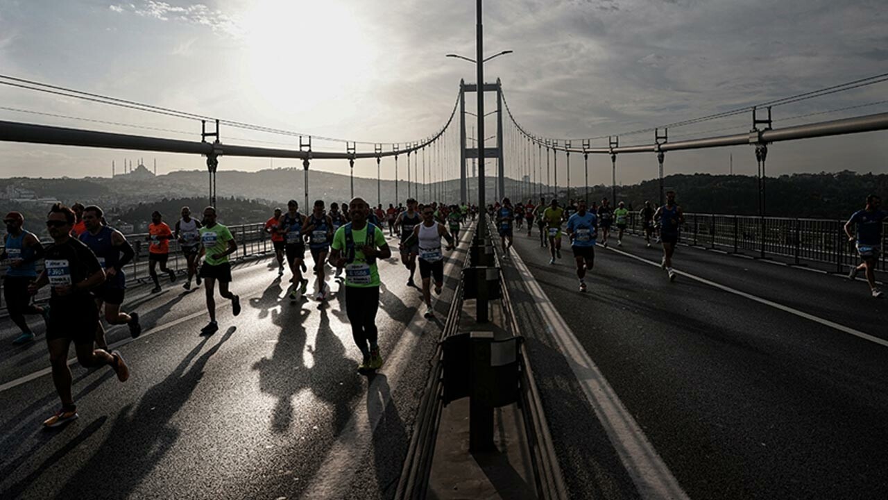 Pazar günü plan yapanlar dikkat! İstanbul Yarı Maratonu koşulacak, bazı yollar trafiğe kapatılacak