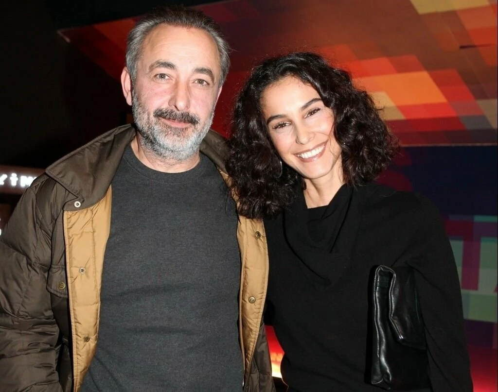 Arzum Onan ile Mehmet Aslantuğ’dan ayrılık iddialarına jet hızıyla cevap geldi!